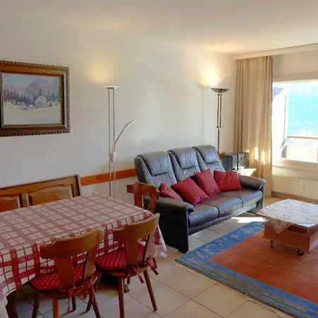 Les Niveoles Apartment *